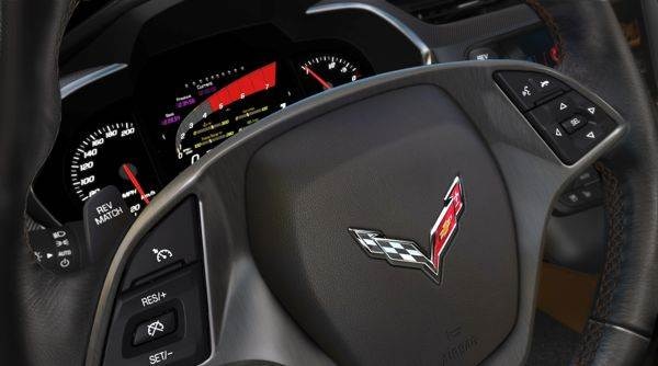 2014-chevrolet-corvette-017-600-001