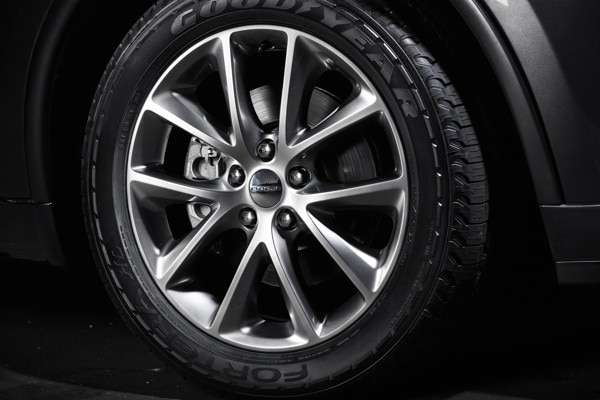 Revealed: 2014 Dodge Durango - New York 2013 22