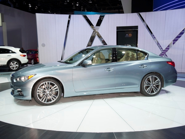 2014-infiniti-q50-(3)-600-001