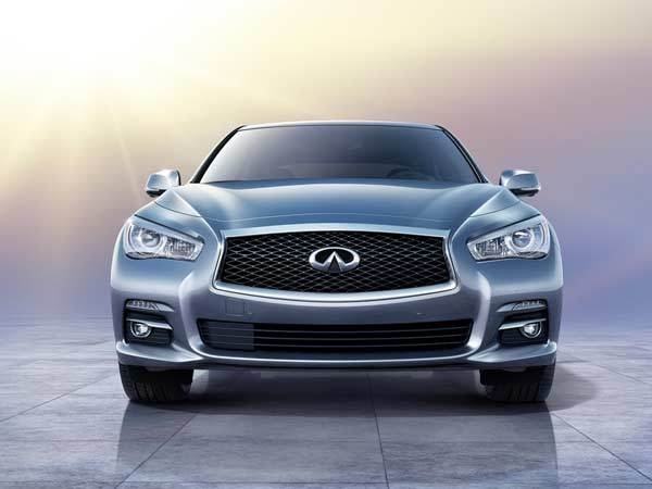 infiniti-q50-1-600-001