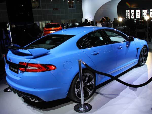 2014-jaguar-xfr_s-rear-show-600-600-001