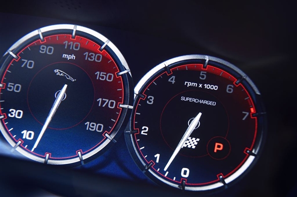 jag_xjr_image_19_260313_lowres-600-001