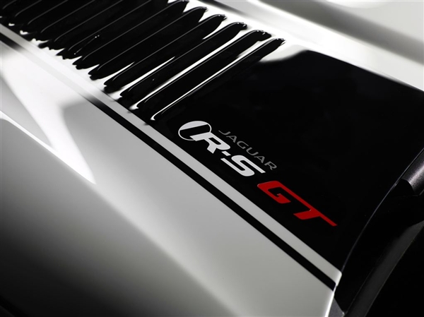 jag_xkr-s_gt_image_14_260313_lowres-600-001