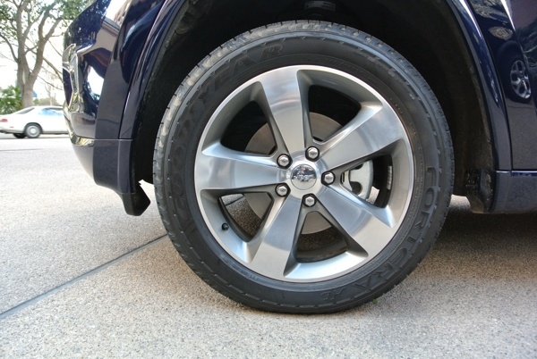 2014-jeep-grand-cherokee-(25)-600-001