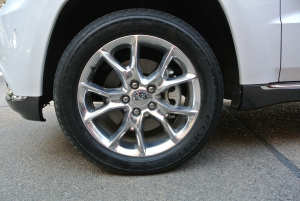2014-jeep-grand-cherokee-(26)-600-001