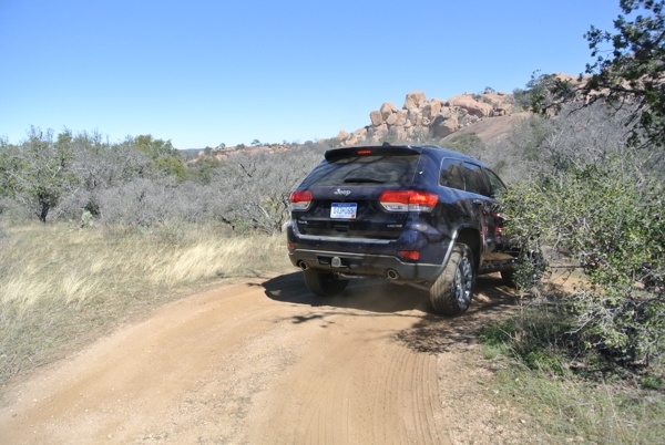 2014-jeep-grand-cherokee-(5)-600-001