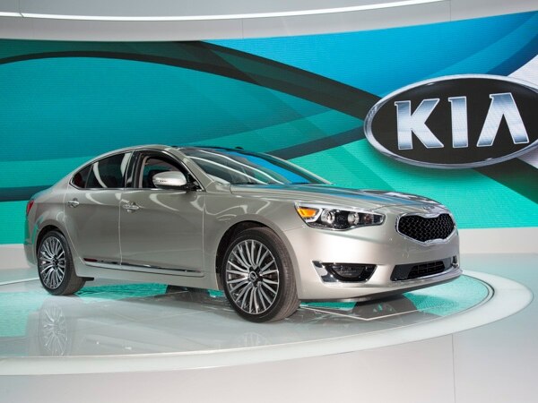 2014-kia-cadenza-600-001