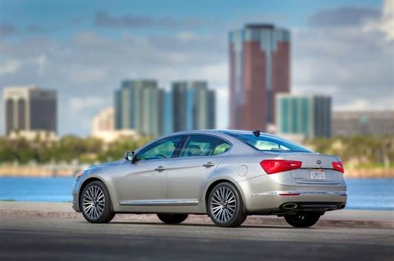kia-cadenza-(4)-600-001