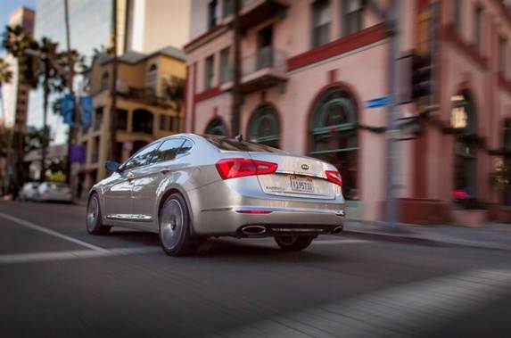 kia-cadenza-(5)-600-001