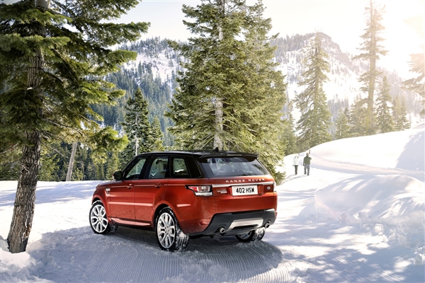 lr_range_rover_sport_static_01-600-001