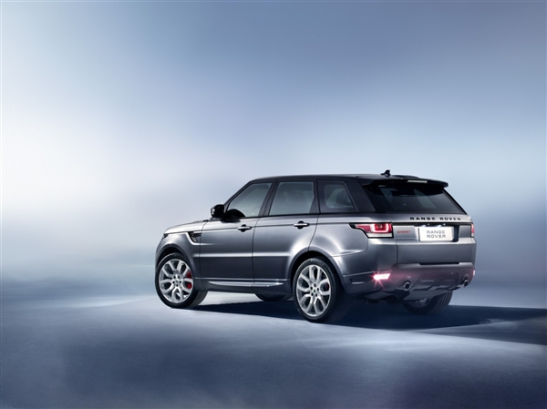 lr_range_rover_sport_studio_05-600-001