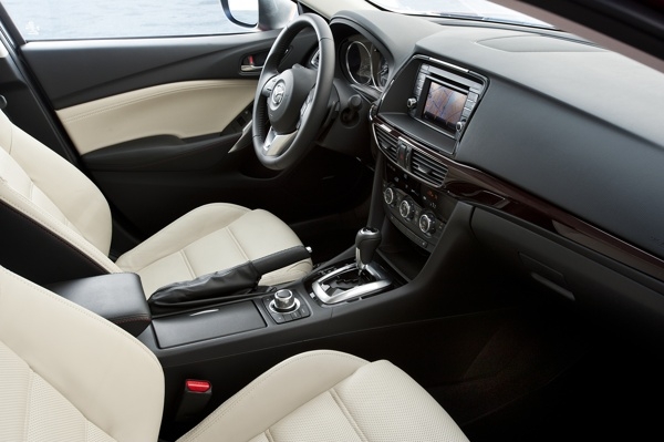 2014+mazda6+(41)-600-001