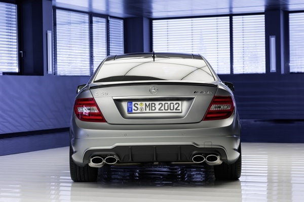 2014-mercedes-benz-c63-amg-edition-507-(16)-600-001