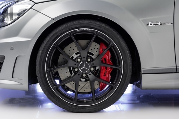 2014-mercedes-benz-c63-amg-edition-507-(9)-600-001
