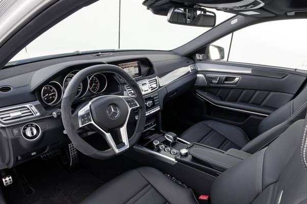 2014-e63-amg-4matic-sedan-&-wagon-(11)-600-001