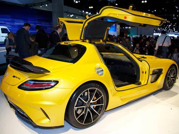 mercedes-sls-amg-rear-600-600-001
