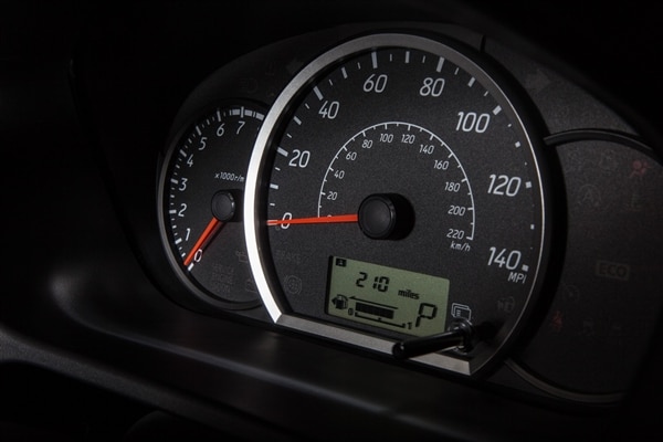 2014_mitsubishi_mirage_nyas-22-600-001