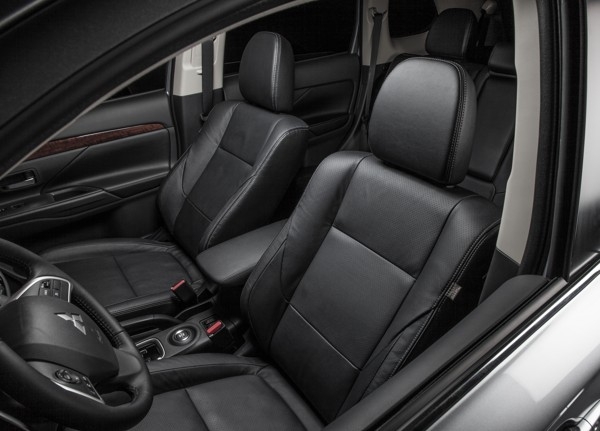 2014_outlander-23-600-001