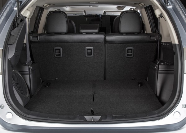 2014_outlander-38-600-001