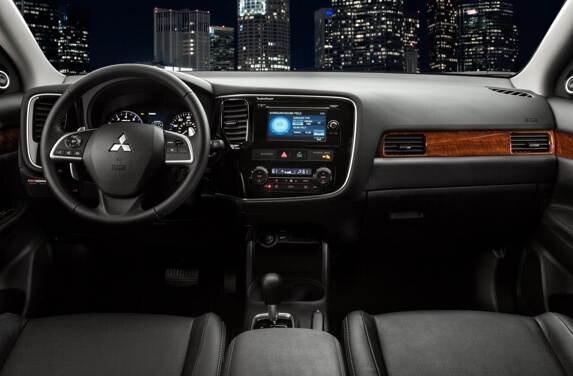 2014-outlander-premium_03-600-001