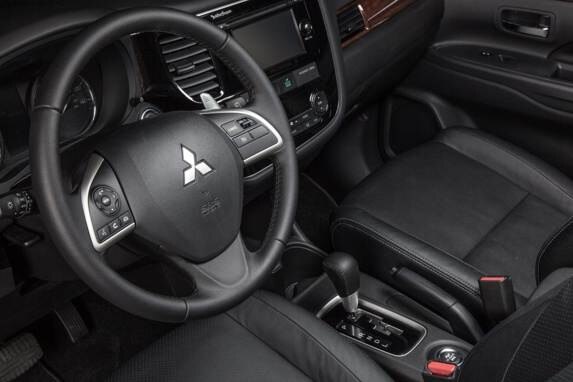 2014_outlander_premium_06-600-001