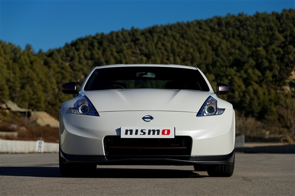 2014-nissan-370z-nismo-2-600-001