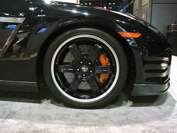 nissan-gtr-track-(3)-600-001