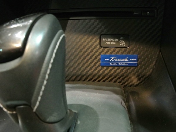 nissan-gtr-track-(8)-600-001