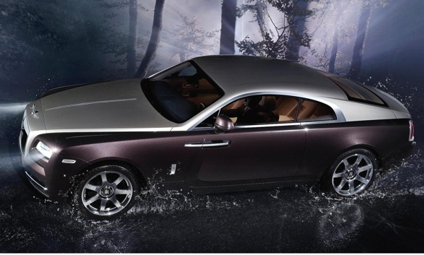 2014-rolls-royce-wraith-action-pan1-600-001