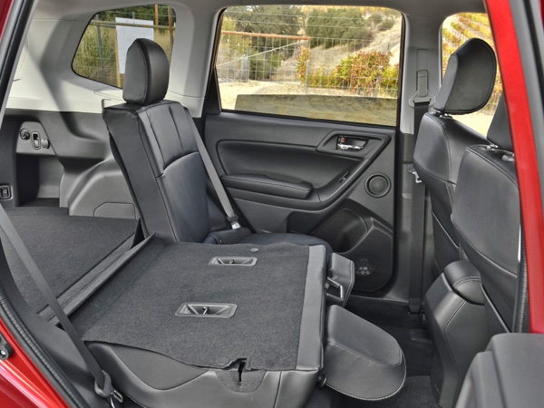 2014-subaru-forester-13-600-001