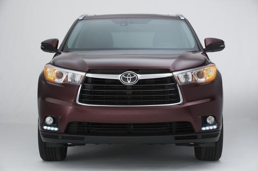 2014_toyota_highlander_hero-600-001