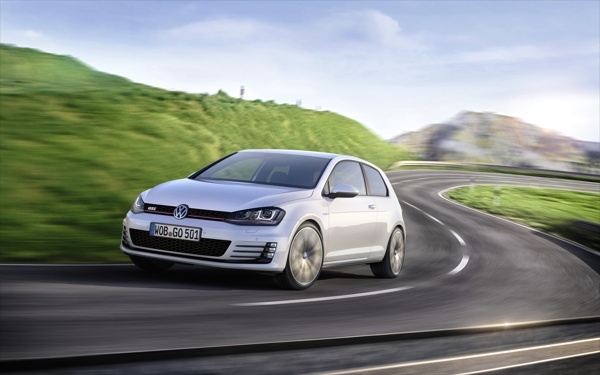 2014-vw-gti-(2)-600-001