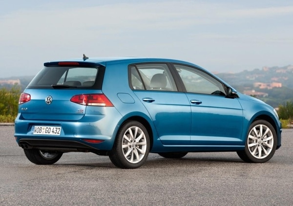 2015-volkswagen-golf-tdi-stastic-rear-600-001