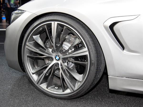 bmw-4-series-concept-coupe-(4)-600-001