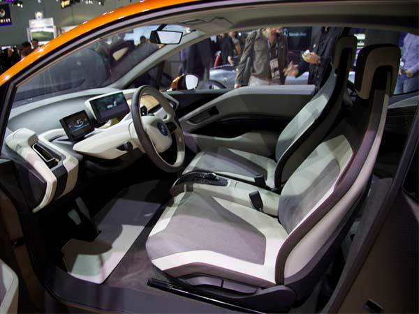 bmw-i3-show-interior-concept-600-600-001