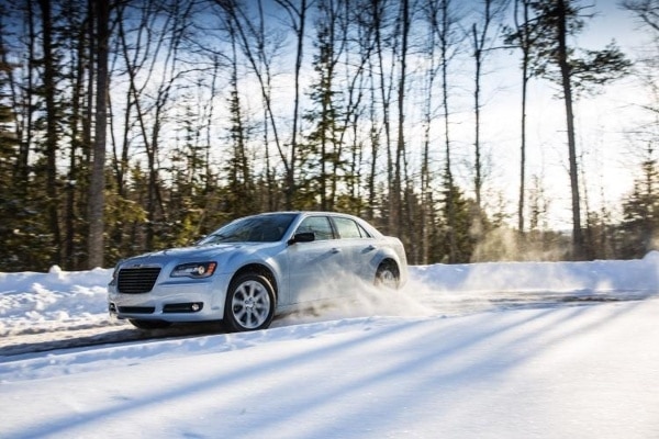 2013 Chrysler 300: Should you add the all-wheel drive? 13