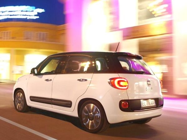 fiat-500l-struts-its-stuff-in-euro_7564681040_o