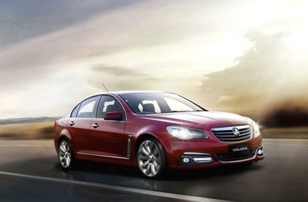 2013-holden-commodore-vf-front-action-600-001