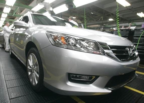 honda-30th-us-anniversary-2013-accord-made-in-us-600-001