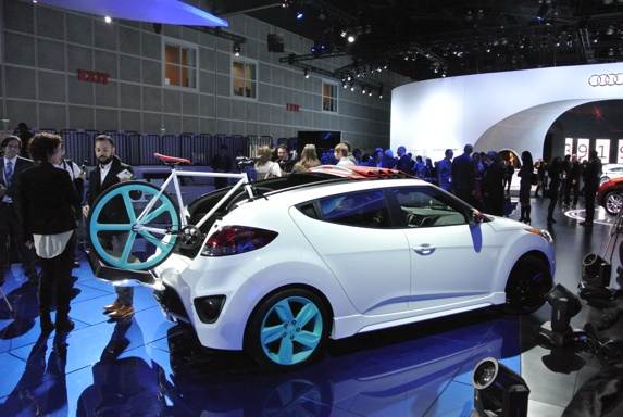 veloster-c3-jrn-(6)-600-001