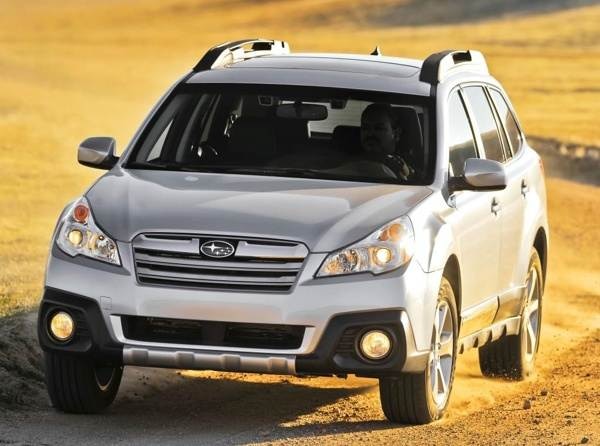 2013-subaru-outback-front-action-600-001