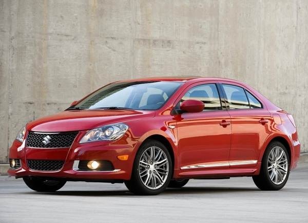 2013-suzuki-kizashi-front-static-600-001