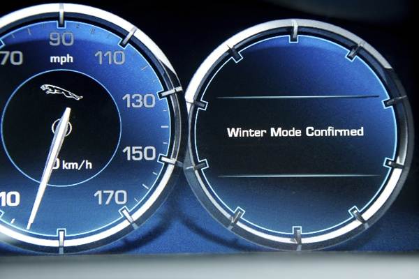 jaguar_xf_awd-system-(14)-600-001