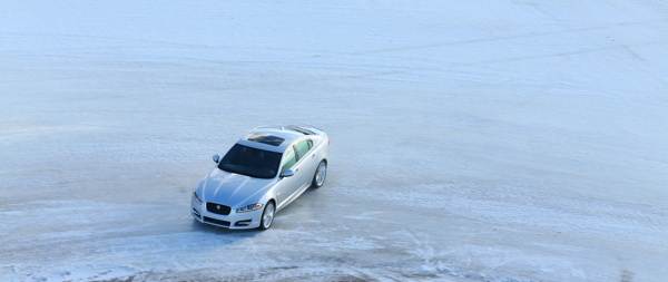 jaguar_xf_awd-system-(2)-600-001