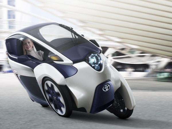 655316_toyota_iroad_01_gms_2013-600-001