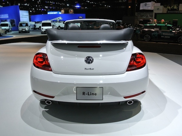volkswagen-beetle-r-line-show-(7)-600-001