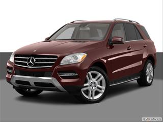 2013 Mercedes-Benz M-Class Front angle medium view