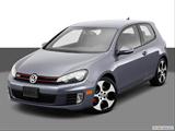 2013 Volkswagen GTI Front angle view photo