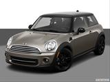2013 MINI Cooper Hardtop Front angle view photo