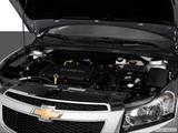 2013 Chevrolet Cruze Engine photo